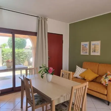 Le Del Sole Apartment Capoterra